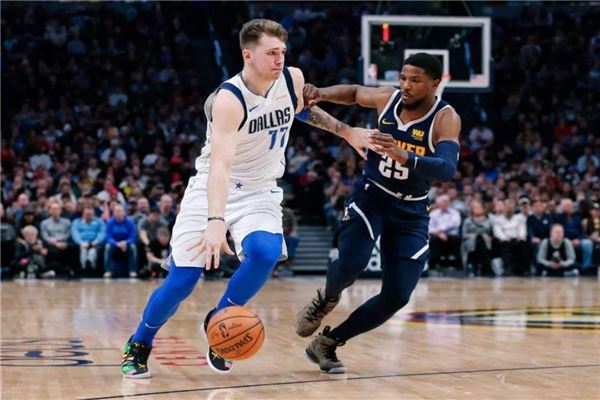 泰山4场不胜！296天第一次，崔康熙面色铁青，连创3大尴尬纪录